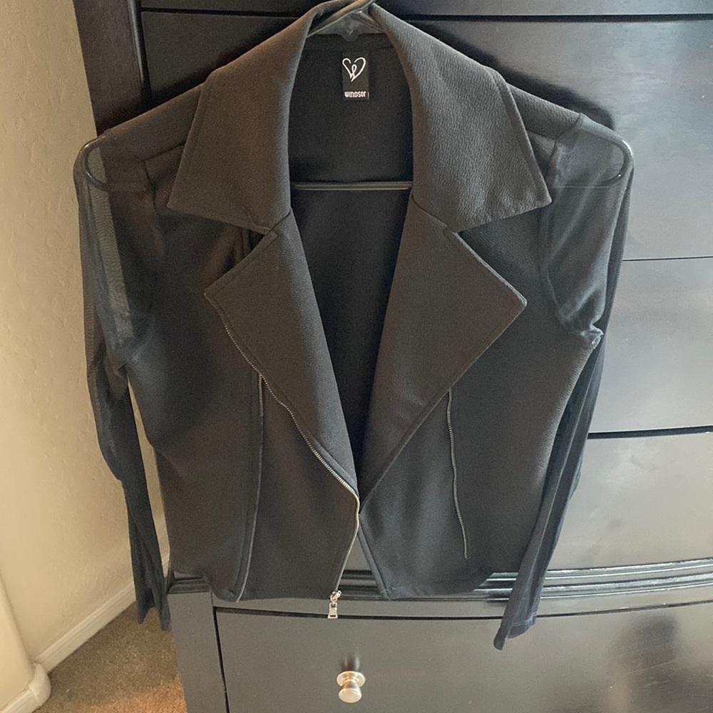 Black fitted jacket